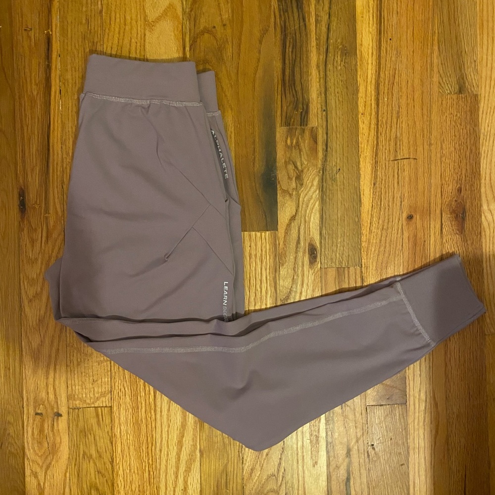 NWT Alphalete Women’s Joggers XS Purple Mauve